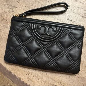 Tory Burch quilted wristlet - New! Never used.